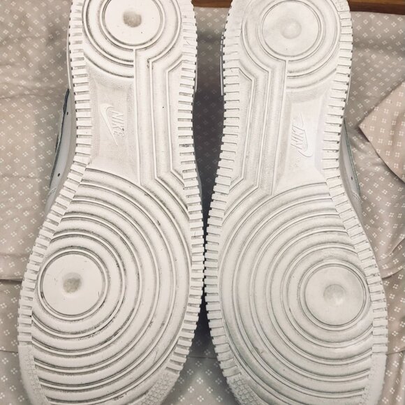 Nike Air Force 1 White – Size 10.5 - Picture 2 of 5